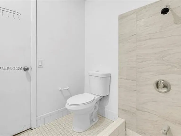 14780 SW 139th Ct — Photo 32