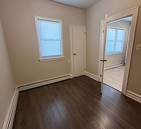 4th image of 44 Dawson St #2