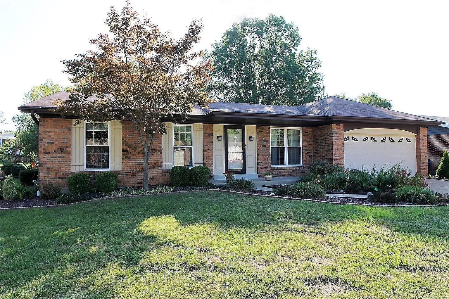 9562 Cinnabar Dr photo 1