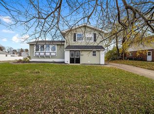 1051 Bloomfield Ave, Philadelphia, PA 19115