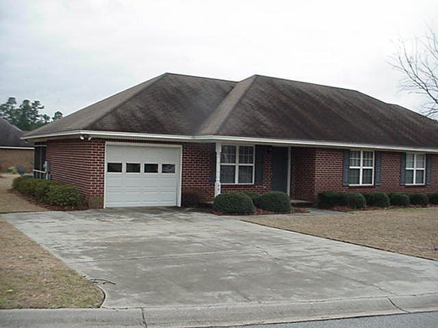 2nd image of 94 Radcliff Dr