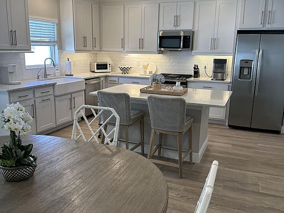 3rd image of 5351 Bridge St #51
