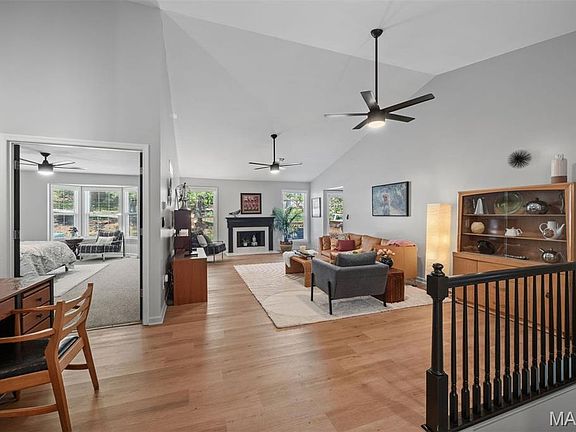 4th image of 2411 S Lakeridge Ct Unit 17