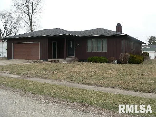 212 S Park St photo 1