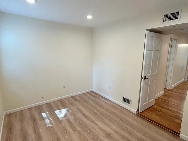 1801 Beacon St #2 — Photo 11