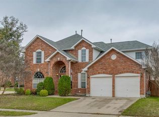 4901 Union Lake Dr, Fort Worth, TX 76137