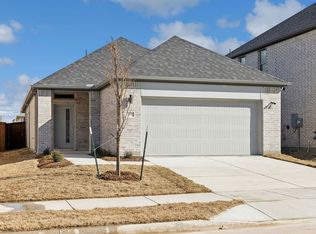 970 Dahlia Dr, Lavon, TX 75166
