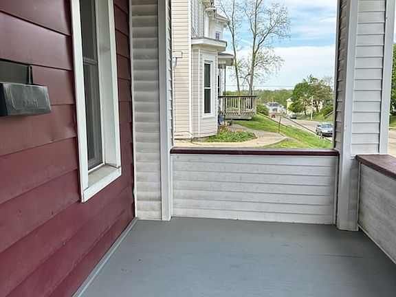 2nd image of 217 S Shaffer St