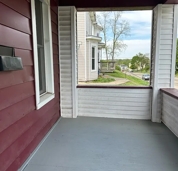 217 S Shaffer St — Photo 2