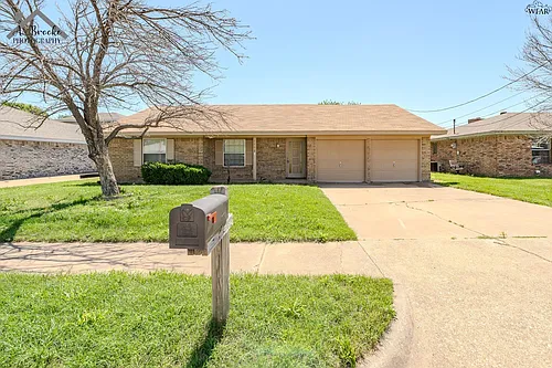 1118 Crescent Ln Photo 1