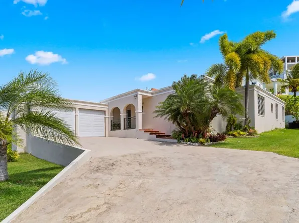 Calle Tinglar #17, Rio Grande, PR 00745