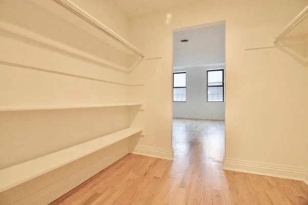 Rented by Corcoran | media 23