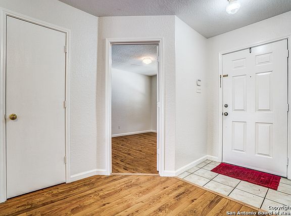 5th image of 7518 Lassiter Ln