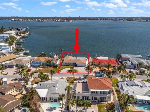 2187 Louisa Dr, Belleair Beach, FL 33786