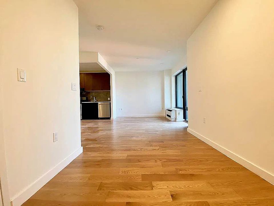 1st image of 21 E 19th St #5