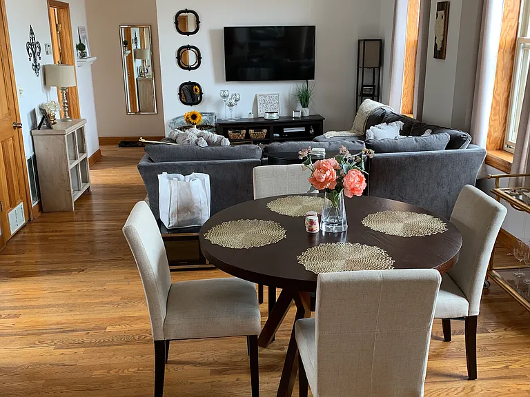 1363 N Bosworth Ave #5 — Photo 3