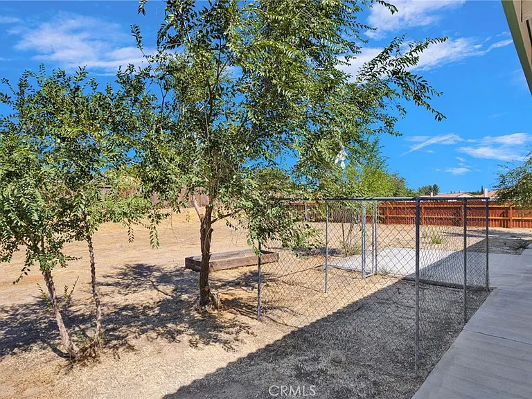 12980 Sundown Rd — Photo 46