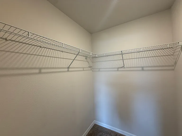 12431 Hopscotch Ave — Photo 18