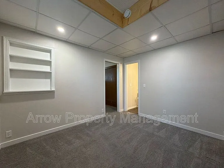 411 7th St #5 — Photo 2