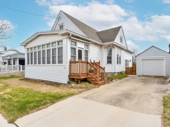 209 East Jefferson STREET, Burlington, WI 53105