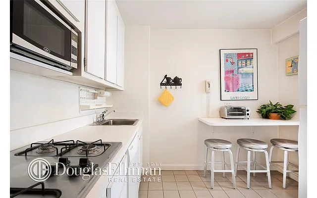 Sold by Douglas Elliman | media 5