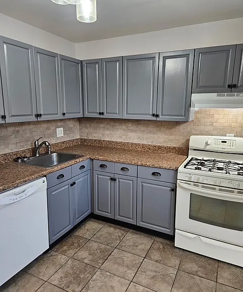 7821 Bradford St #B — Photo 7