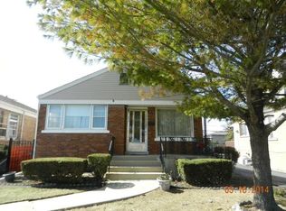 2430 Spruce St, River Grove, IL 60171