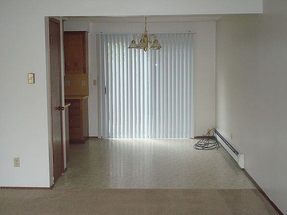 3rd image of 7604 51st Ave NE APT A6