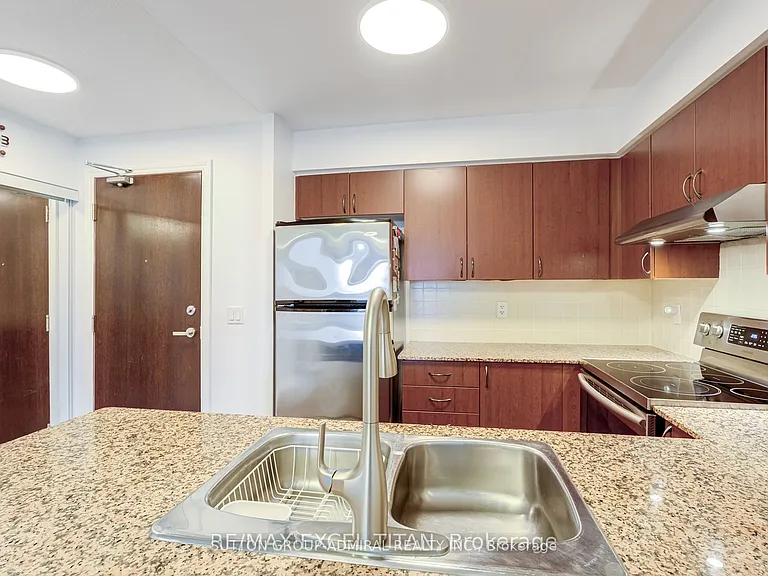 7 N Park Rd #908 — Photo 13