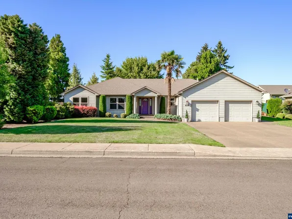 628 SE Rosewood Ln, Dallas, OR 97338