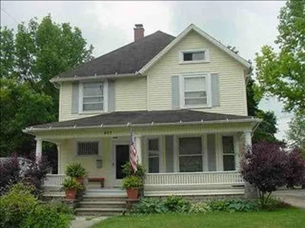 307 1st St, Findlay, OH 45840