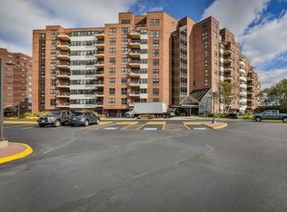 1 Seal Harbor Rd APT 105, Winthrop, MA 02152