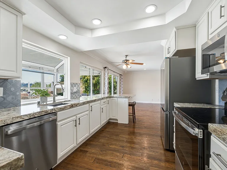 1754 Leaning Pine Dr — Photo 15