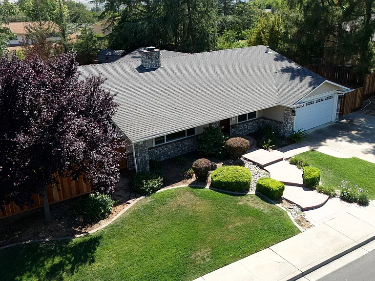 2628 Superior Dr — Photo 5