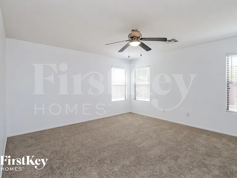 33140 N Cat Hills Ave — Photo 9