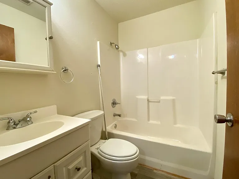 75 Hillside Ln #75 — Photo 3