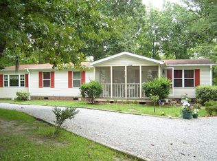 1396 Stillwater Dr, Manning, SC 29102