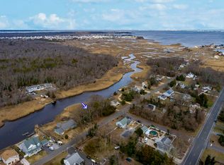 515 Riverside Dr, Bayville, NJ 08721