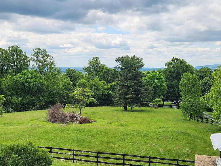 39080 Foxhill Rd — Photo 47