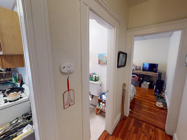 25 Walbridge St #6 — Photo 8