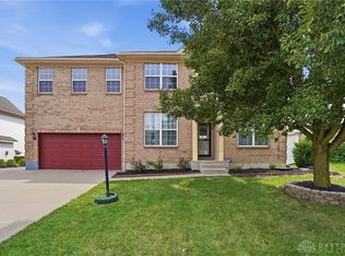 6088 Oak Ridge Dr, Dayton, OH 45424