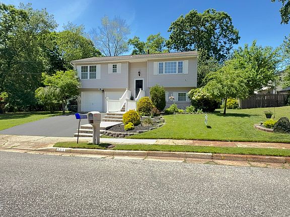 2nd image of 111 Spray Boulevard