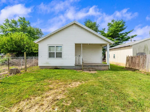 373 Walnut St, Circleville, OH 43113