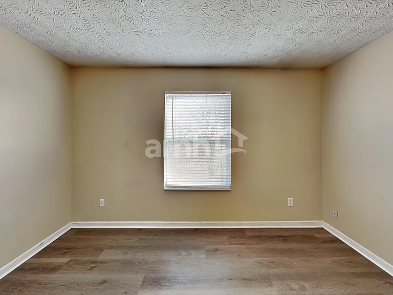 5568 Conn House Dr — Photo 18