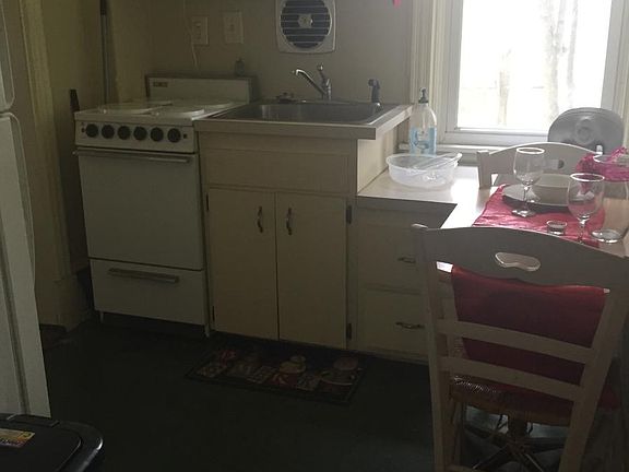 2nd image of 1314 Garfield Ave APT 1