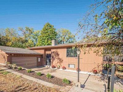 5515 Limestone Cir, Manhattan, KS, 66503