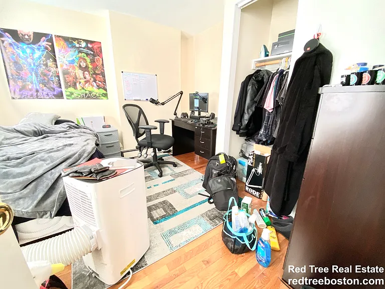 238 Everett St #2 — Photo 3