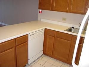 3rd image of 5900 Oakwood Dr APT 1D