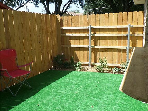 4th image of 6928 Nandina Dr