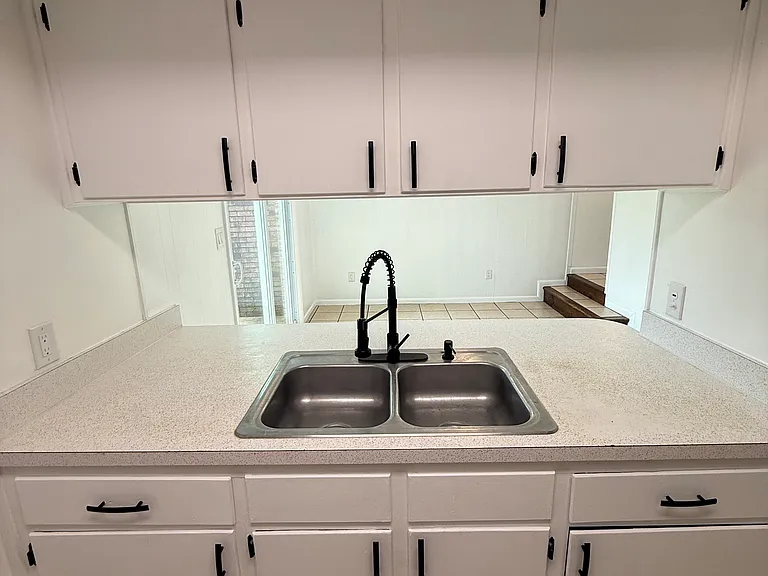 614 N Fairfield Dr — Photo 11